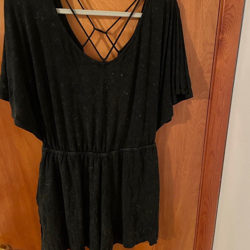 Black romper with pockets